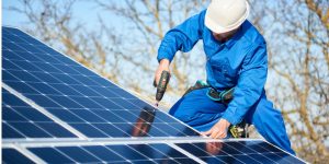 Installation Maintenance Panneaux Solaires Photovoltaïques à Cadeilhan-Trachere